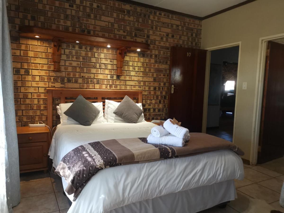 Autumn Breeze Manor Guest House Graskop Exterior photo