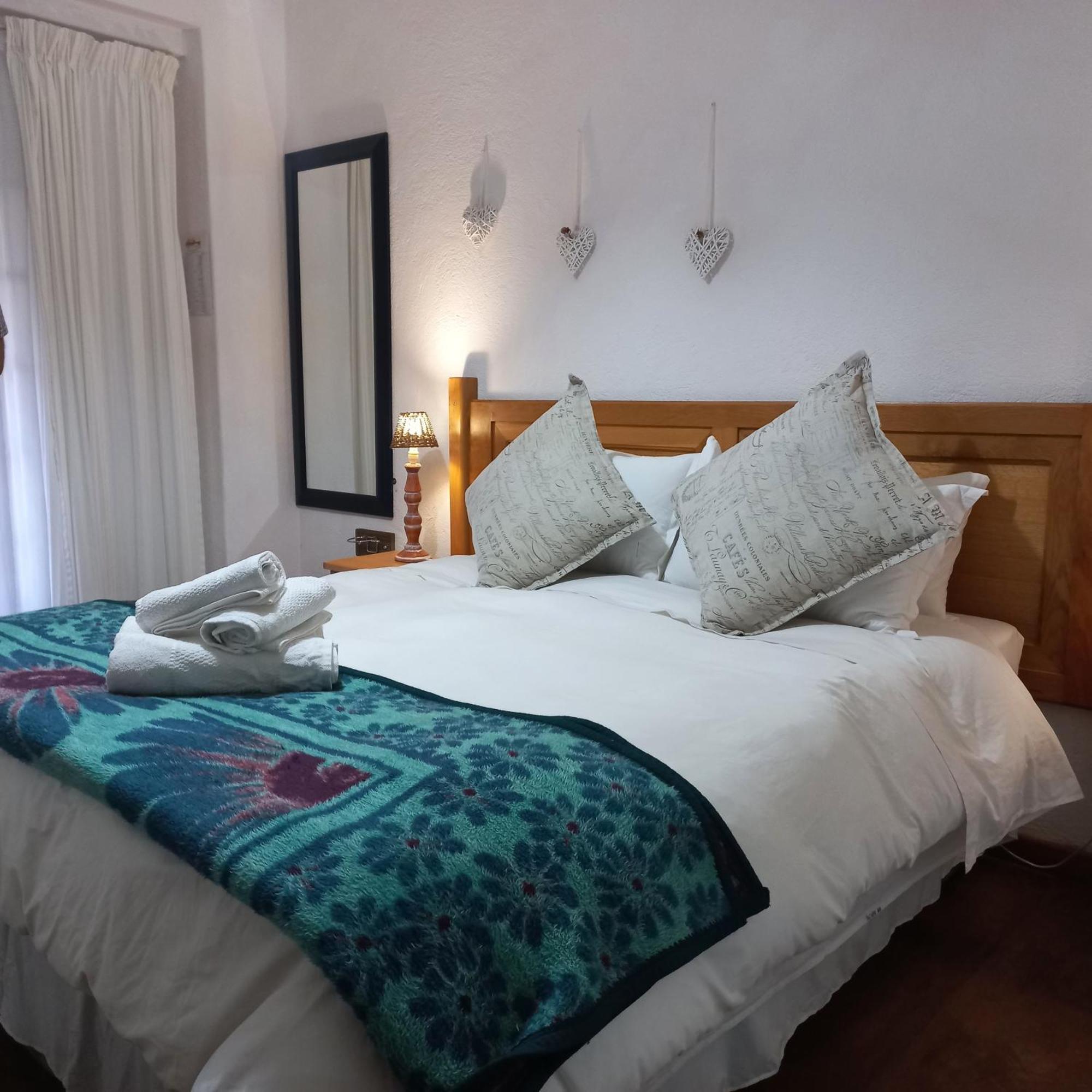 Autumn Breeze Manor Guest House Graskop Exterior photo