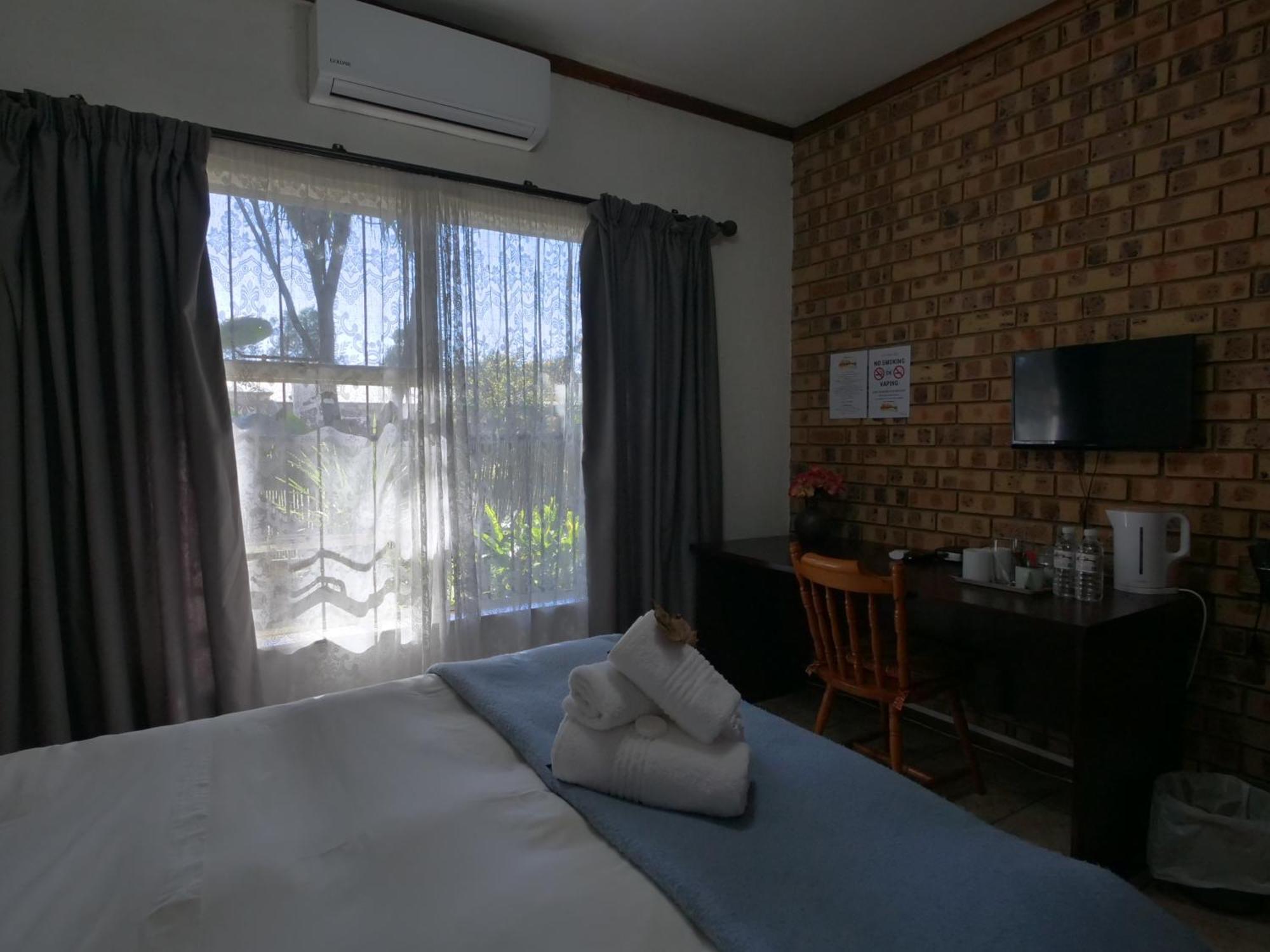 Autumn Breeze Manor Guest House Graskop Exterior photo